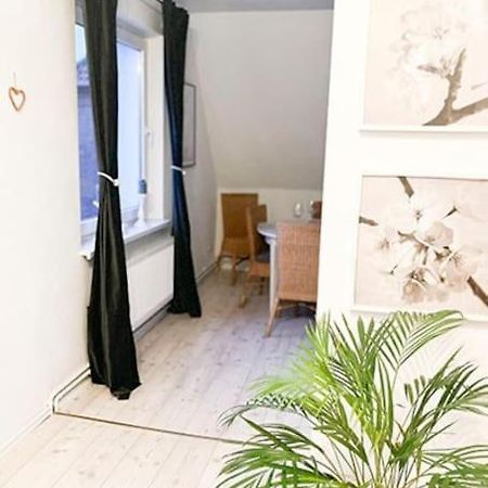 Modernes Apartment Mit Balkon Free Parking Netflix Celle Esterno foto