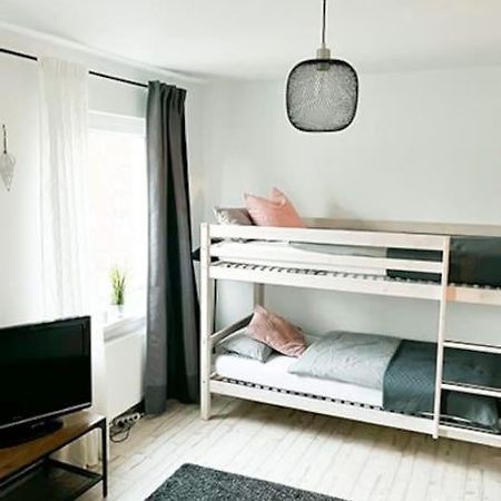 Modernes Apartment Mit Balkon Free Parking Netflix Celle Esterno foto