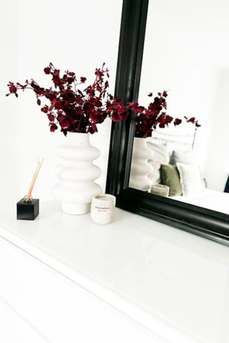 Modernes Apartment Mit Balkon Free Parking Netflix Celle Esterno foto
