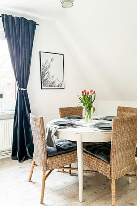 Modernes Apartment Mit Balkon Free Parking Netflix Celle Esterno foto