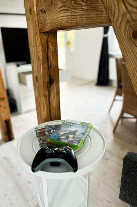 Modernes Apartment Mit Balkon Free Parking Netflix Celle Esterno foto